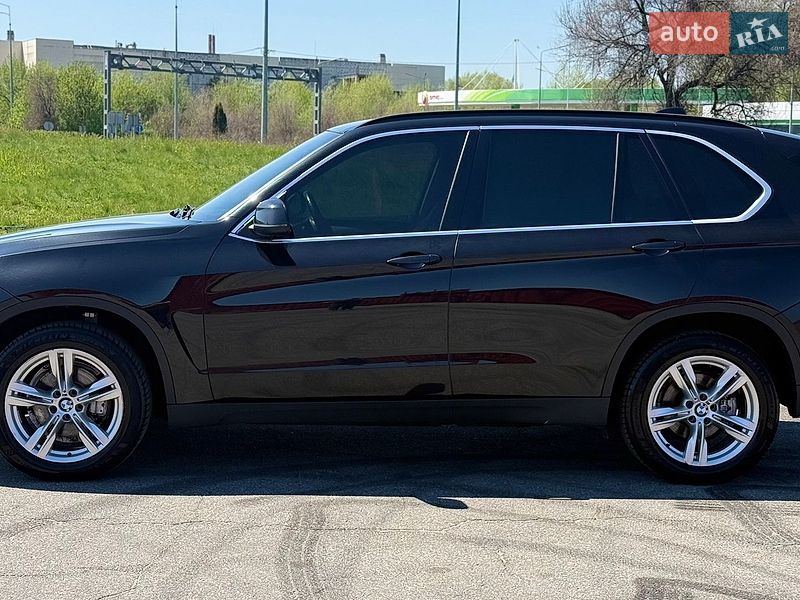 Позашляховик / Кросовер BMW X5 2017 в Києві