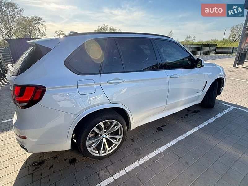 Внедорожник / Кроссовер BMW X5 2015 в Каменке-Бугской
