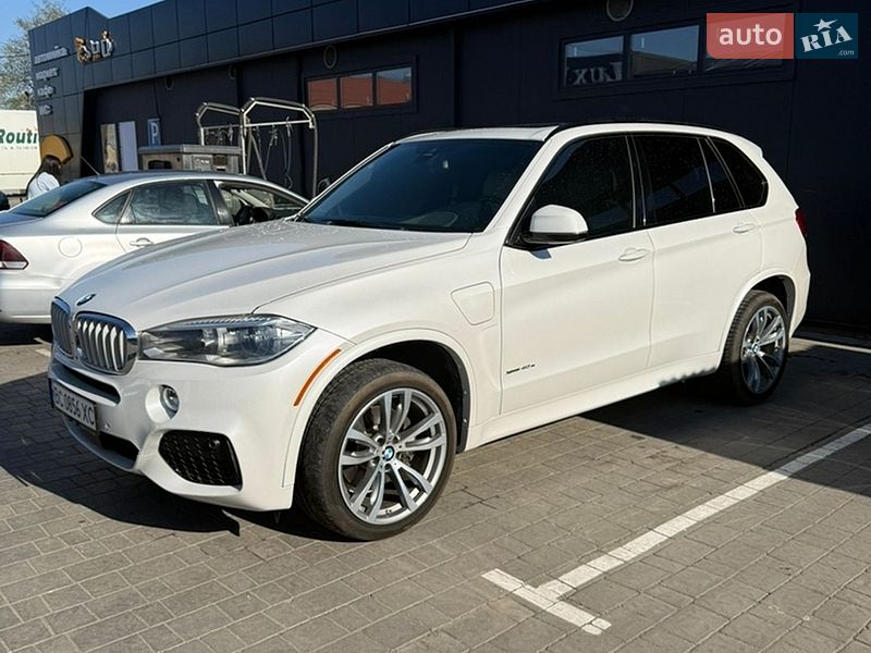 Внедорожник / Кроссовер BMW X5 2015 в Каменке-Бугской