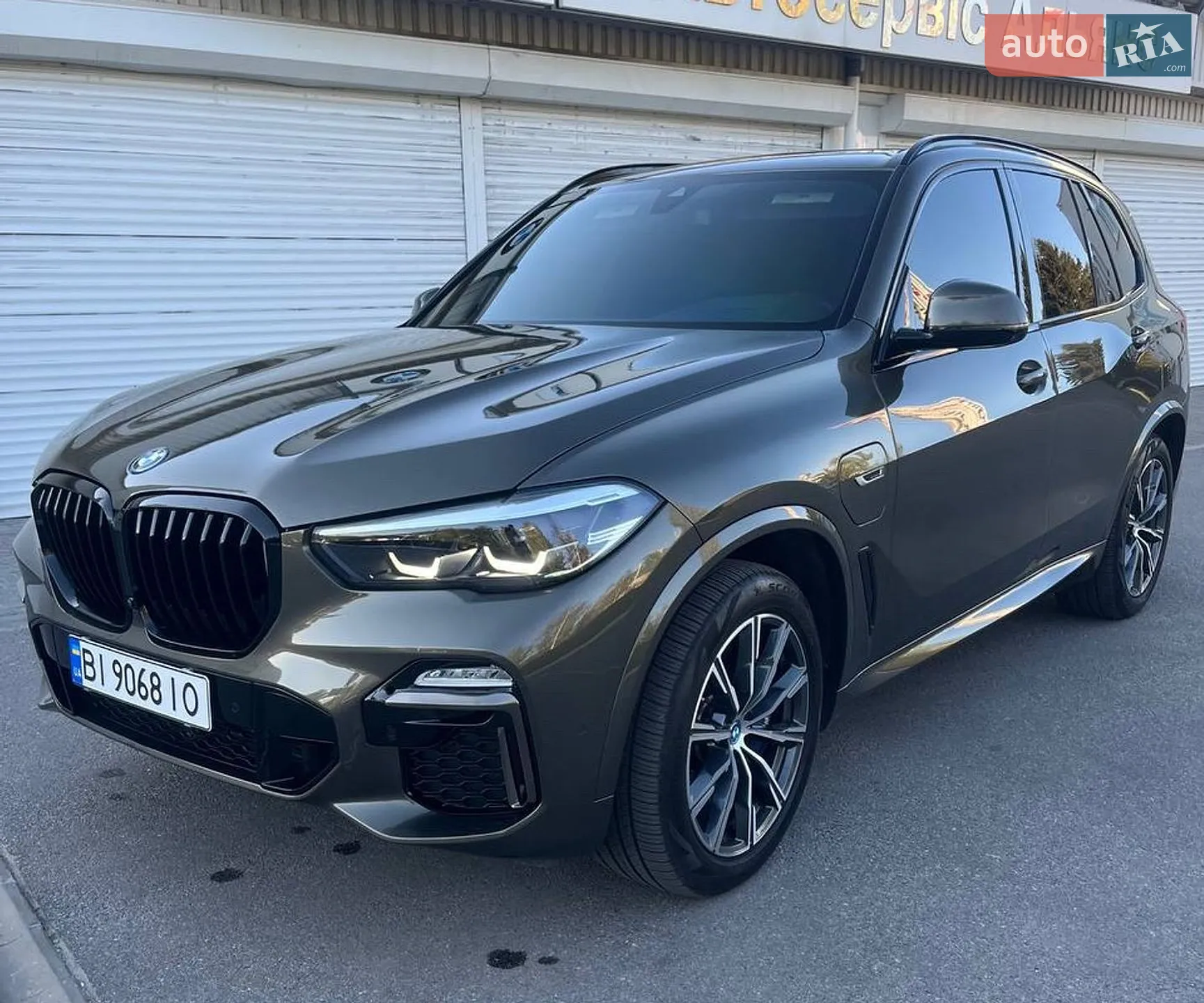 2022 BMW X5 - фото 1
