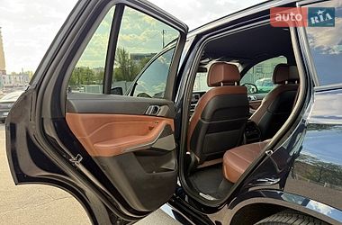 Внедорожник / Кроссовер BMW X5 2024 в Харькове