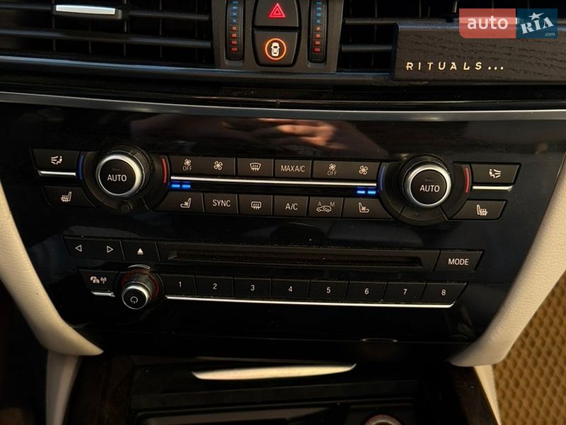 Внедорожник / Кроссовер BMW X5 2014 в Киеве