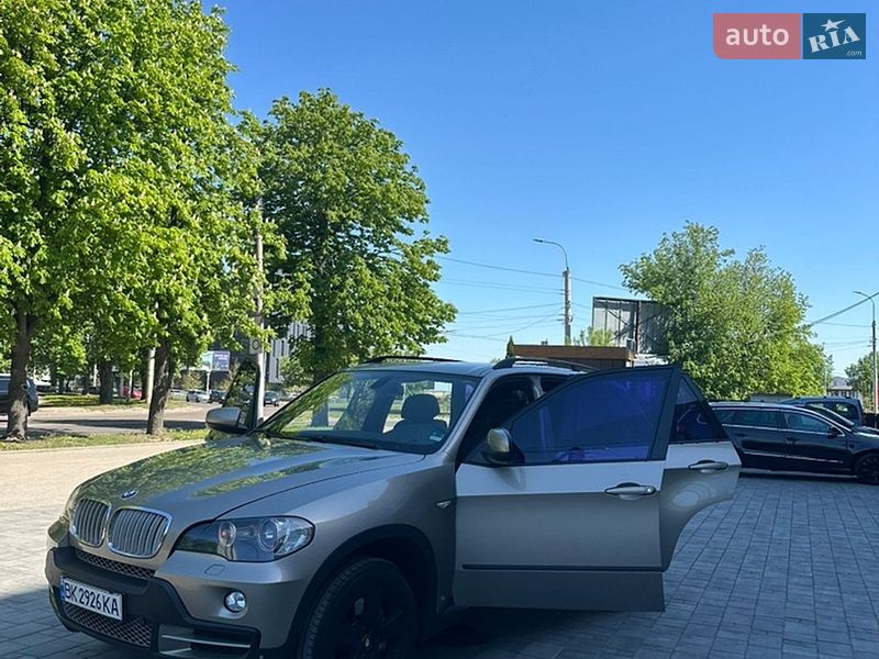 Внедорожник / Кроссовер BMW X5 2008 в Ровно