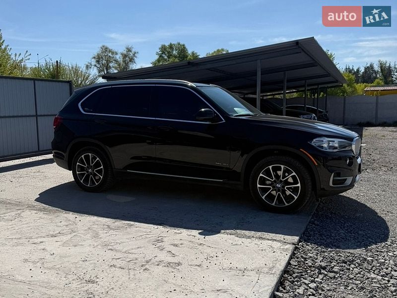 Внедорожник / Кроссовер BMW X5 2015 в Каменском