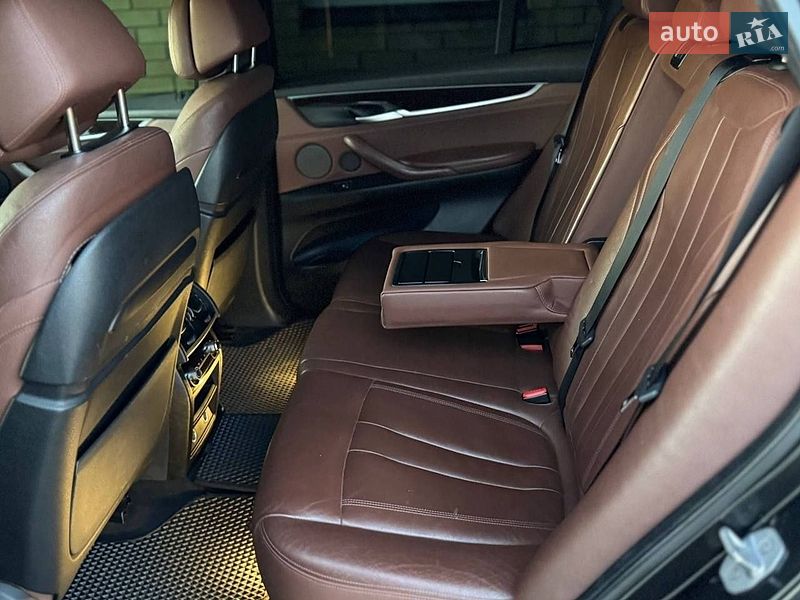 Внедорожник / Кроссовер BMW X5 2015 в Днепре