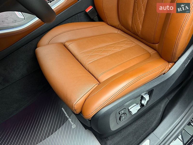 Внедорожник / Кроссовер BMW X5 2021 в Киеве
