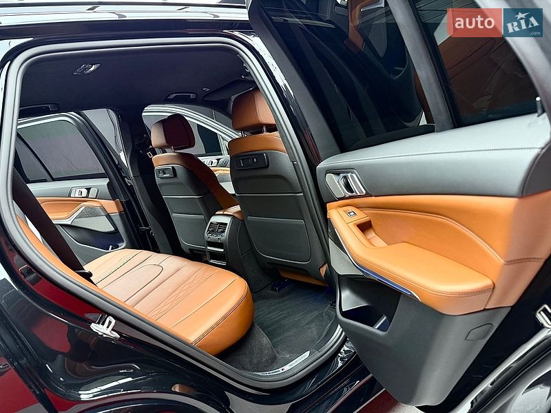Внедорожник / Кроссовер BMW X5 2021 в Киеве