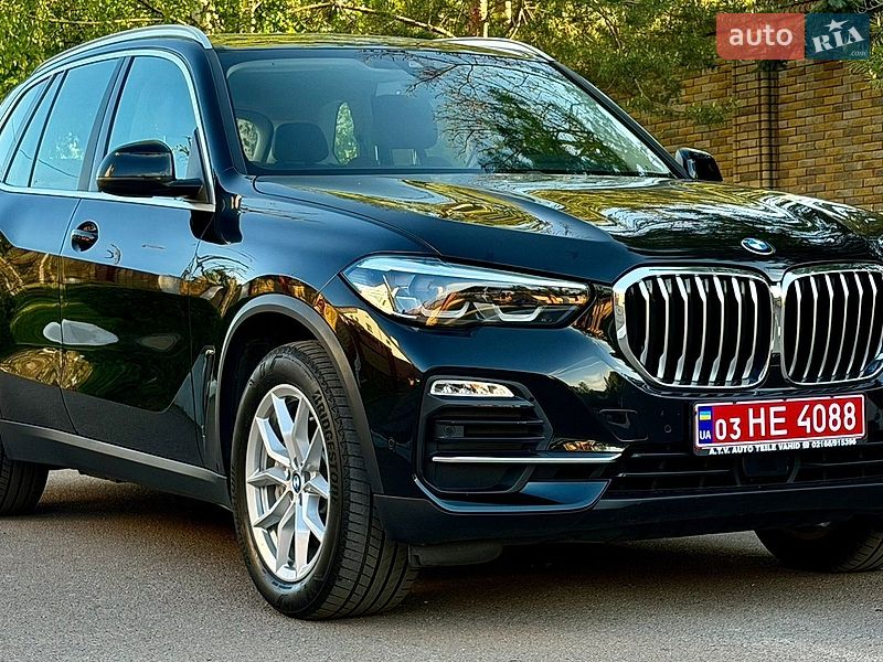 Внедорожник / Кроссовер BMW X5 2021 в Ровно
