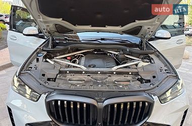 Внедорожник / Кроссовер BMW X5 2024 в Киеве
