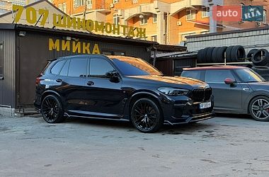 Внедорожник / Кроссовер BMW X5 2022 в Киеве