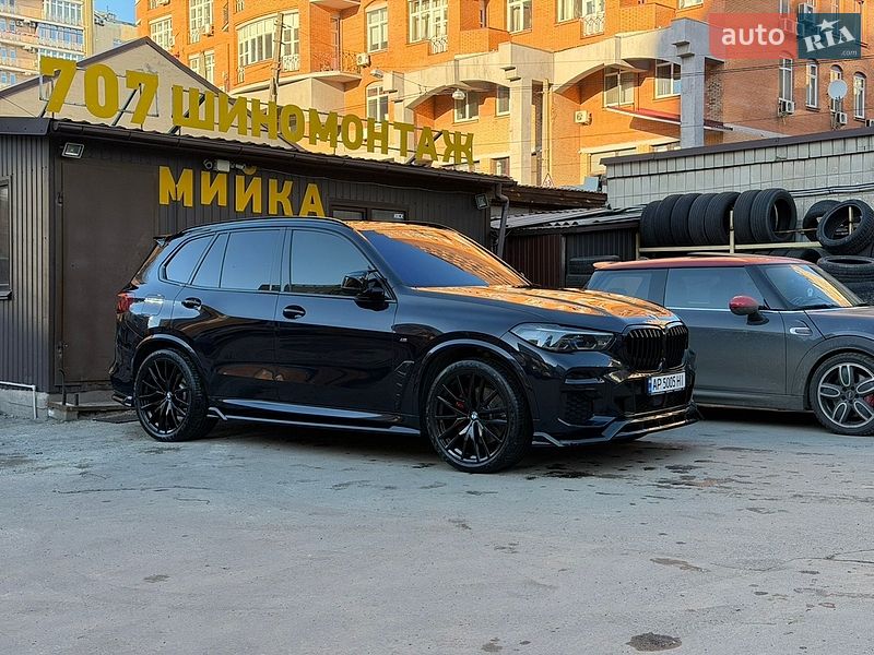 Внедорожник / Кроссовер BMW X5 2022 в Киеве