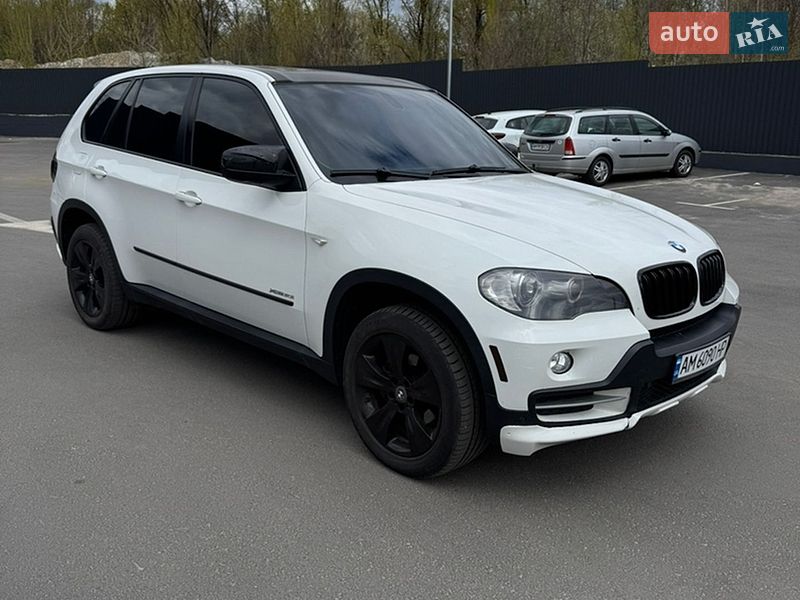 Внедорожник / Кроссовер BMW X5 2010 в Житомире