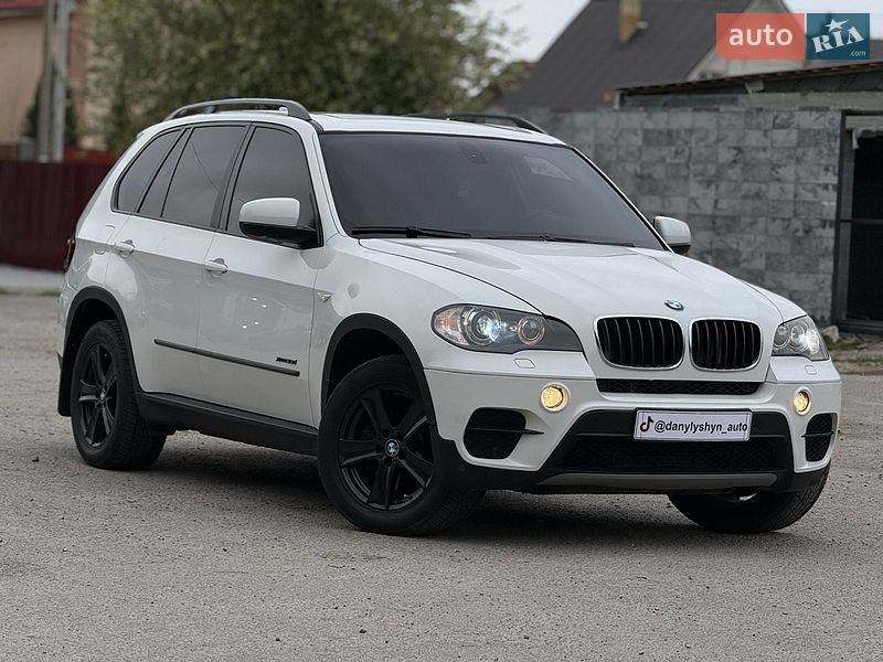 Внедорожник / Кроссовер BMW X5 2010 в Звягеле