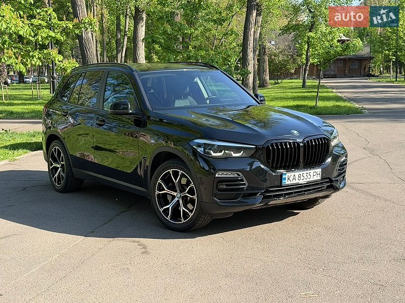 Внедорожник / Кроссовер BMW X5 2021 в Киеве