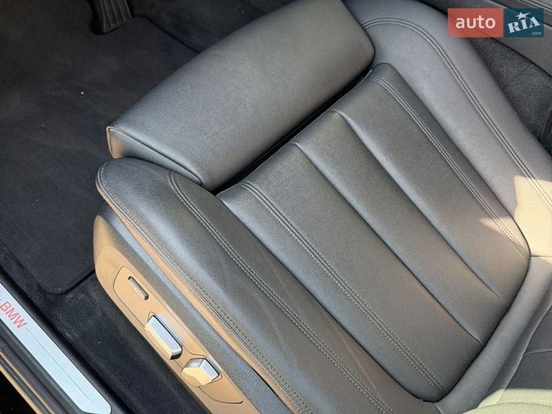 Внедорожник / Кроссовер BMW X5 2021 в Киеве