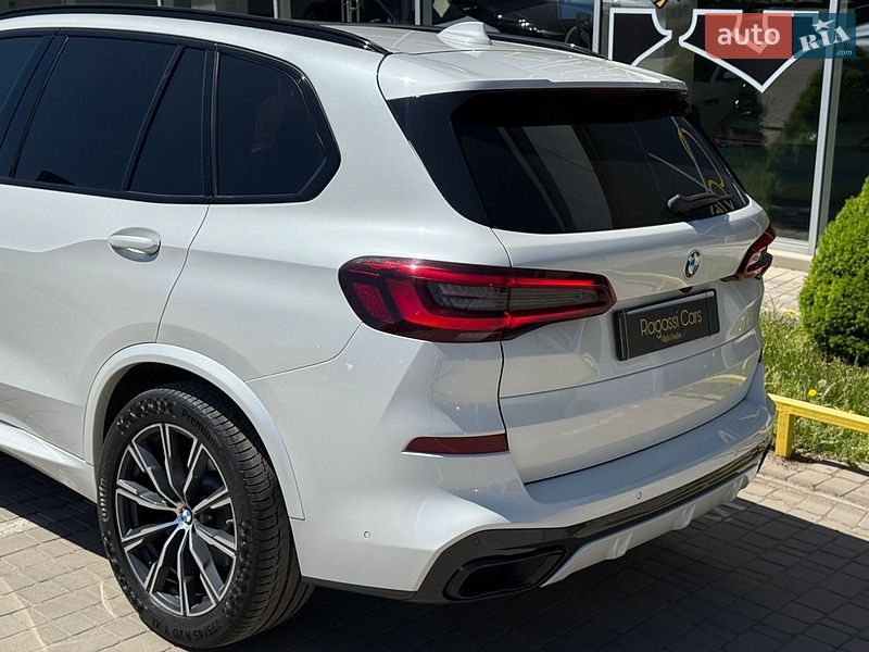 Внедорожник / Кроссовер BMW X5 2020 в Одессе
