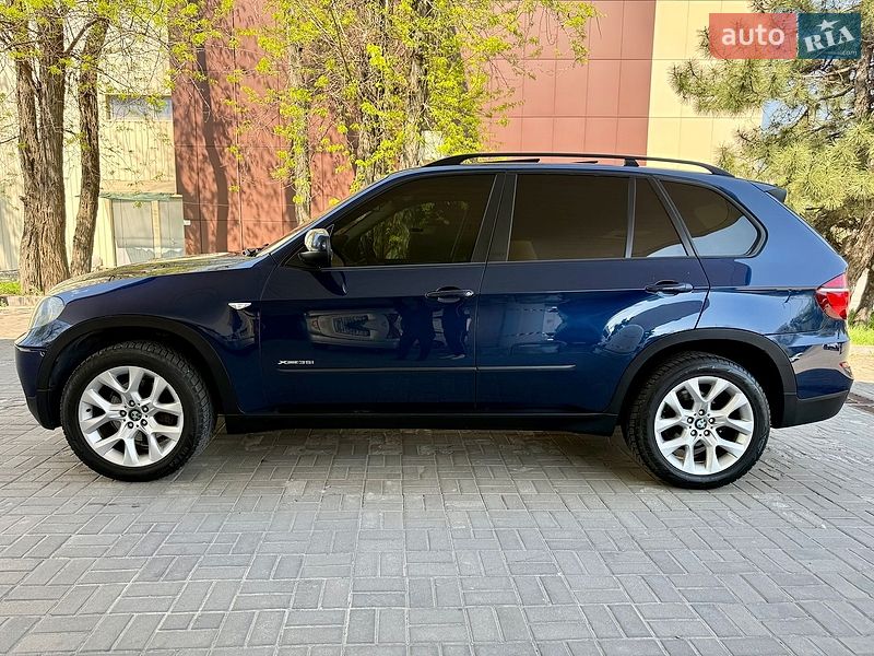 Внедорожник / Кроссовер BMW X5 2010 в Днепре