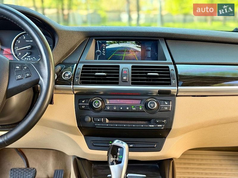 Внедорожник / Кроссовер BMW X5 2010 в Днепре