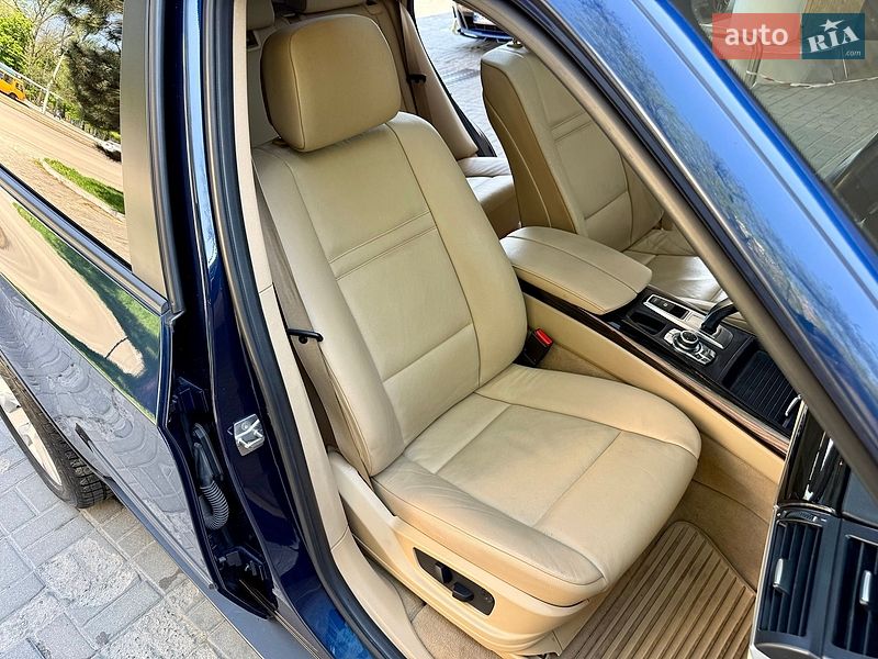 Внедорожник / Кроссовер BMW X5 2010 в Днепре