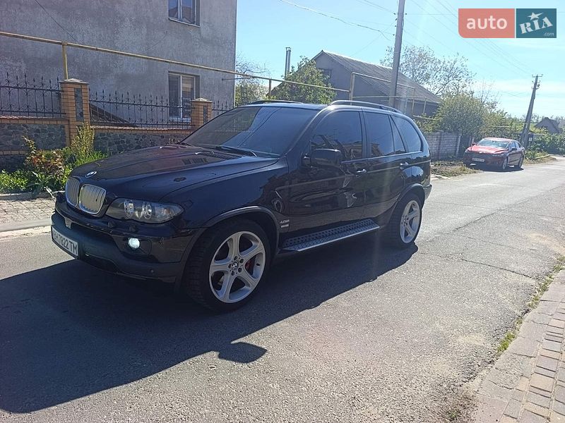 Внедорожник / Кроссовер BMW X5 2005 в Одессе
