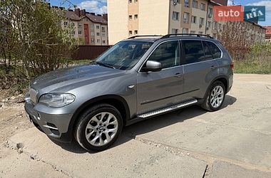 Позашляховик / Кросовер BMW X5 2013 в Львові