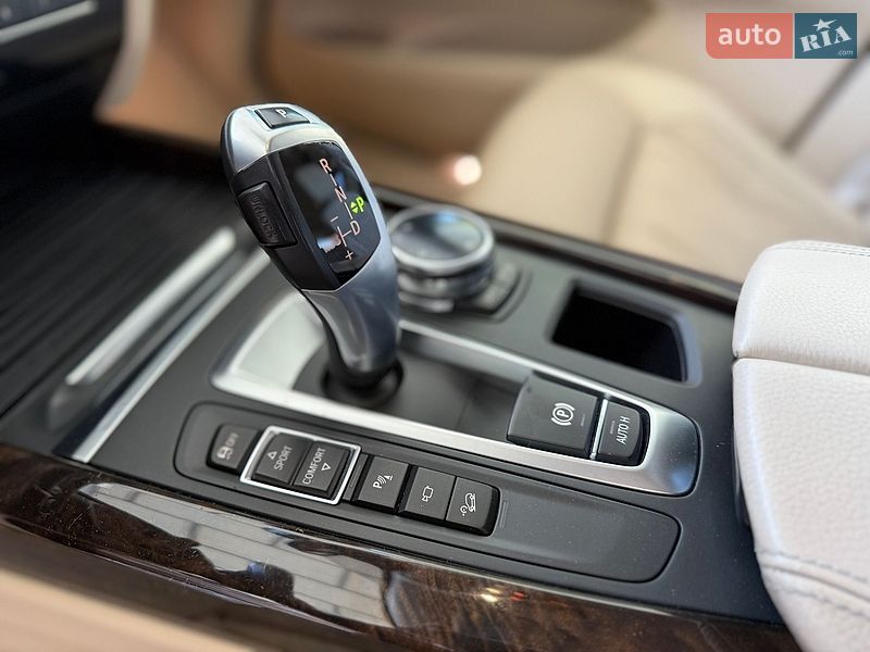 Внедорожник / Кроссовер BMW X5 2014 в Ирпене