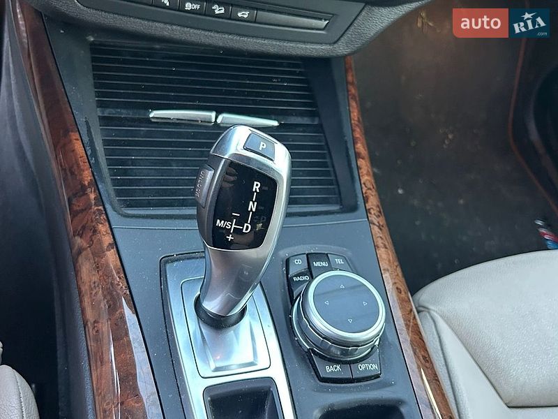 Внедорожник / Кроссовер BMW X5 2012 в Житомире