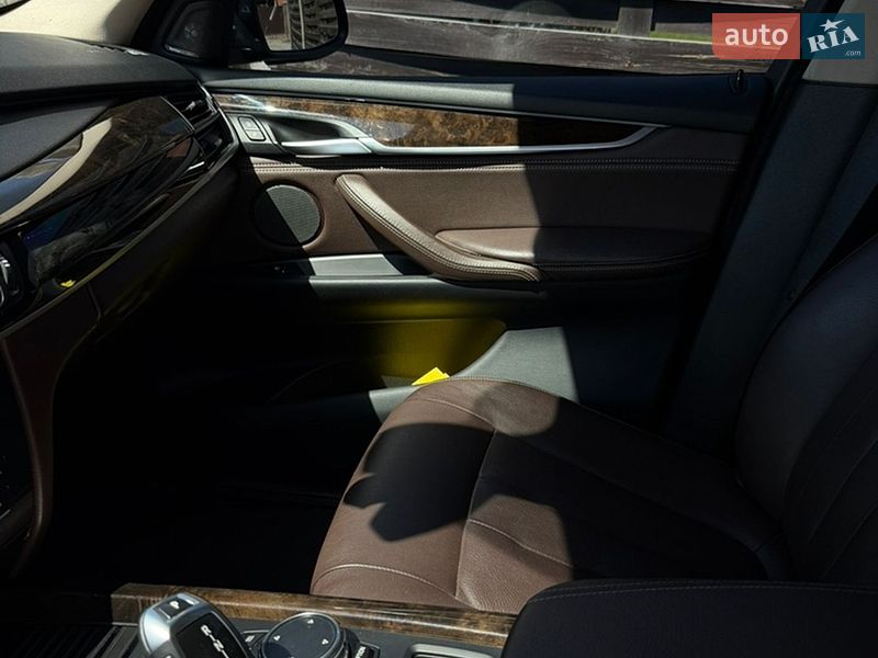 Внедорожник / Кроссовер BMW X5 2016 в Киеве