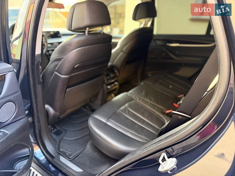 Внедорожник / Кроссовер BMW X5 2015 в Тернополе