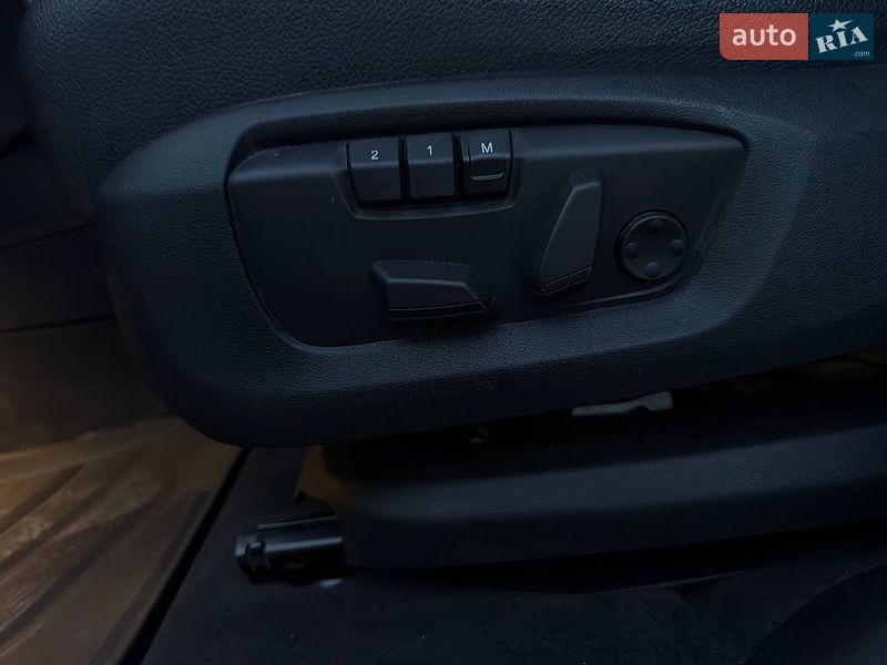 Внедорожник / Кроссовер BMW X5 2014 в Киеве