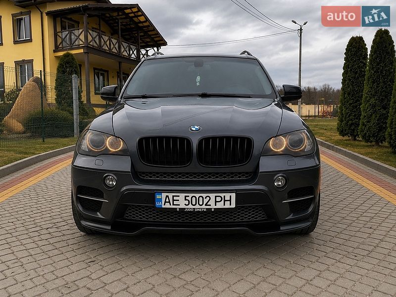 Внедорожник / Кроссовер BMW X5 2010 в Днепре