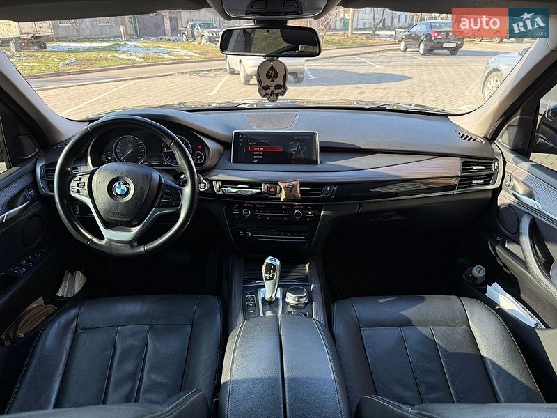 Внедорожник / Кроссовер BMW X5 2018 в Николаеве