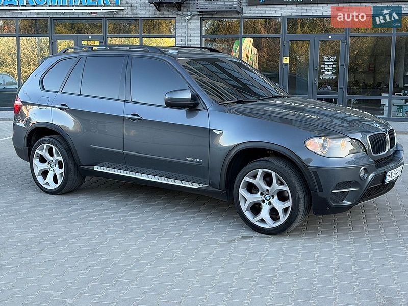 Внедорожник / Кроссовер BMW X5 2012 в Хмельницком