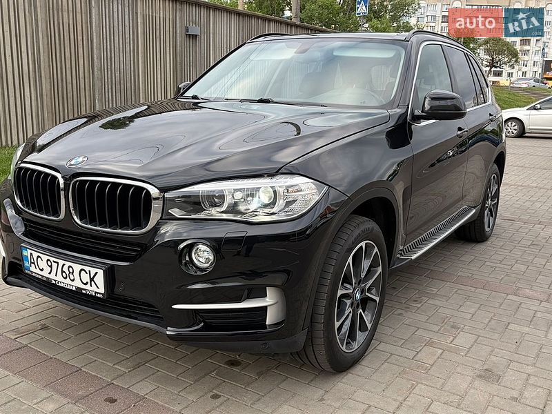 Внедорожник / Кроссовер BMW X5 2016 в Луцке