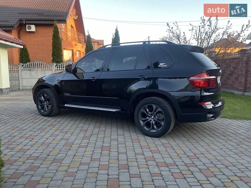Внедорожник / Кроссовер BMW X5 2012 в Житомире