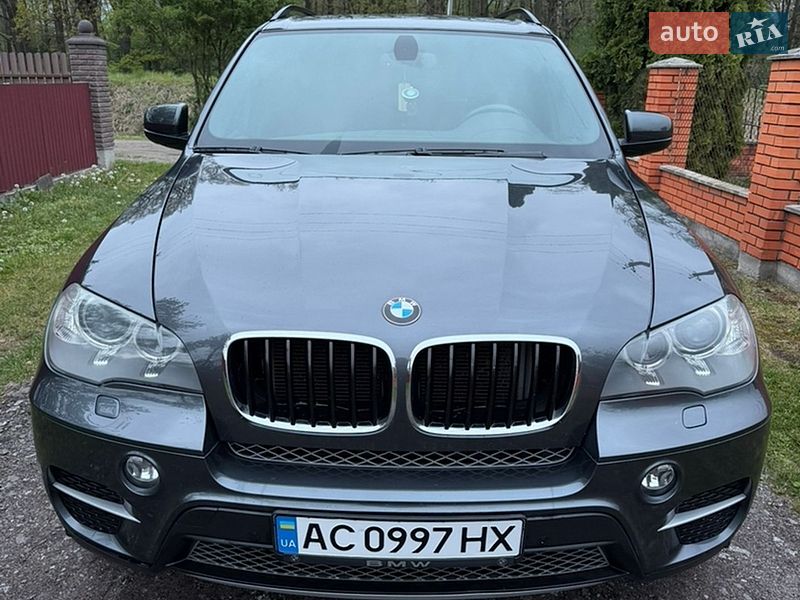 Внедорожник / Кроссовер BMW X5 2010 в Киверцах