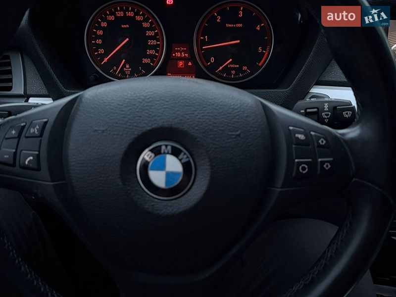 Внедорожник / Кроссовер BMW X5 2010 в Киверцах