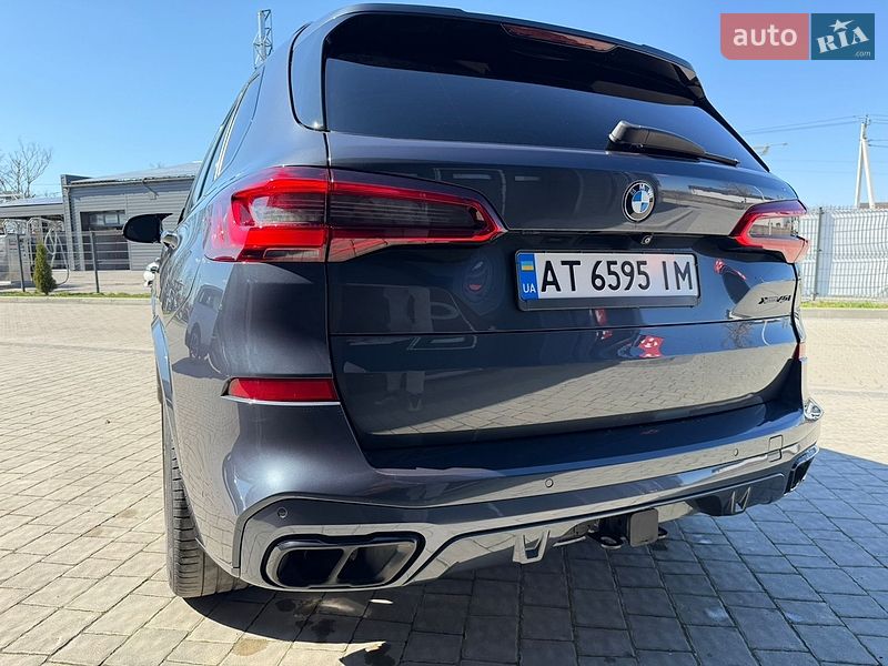 Внедорожник / Кроссовер BMW X5 2019 в Надворной