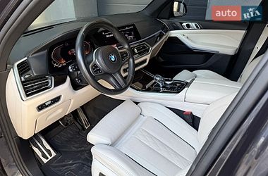 Внедорожник / Кроссовер BMW X5 2019 в Надворной