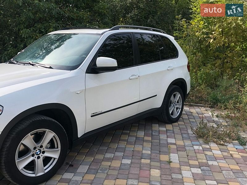 Внедорожник / Кроссовер BMW X5 2013 в Хмельницком