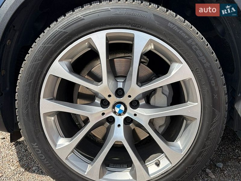 Внедорожник / Кроссовер BMW X5 2020 в Киеве
