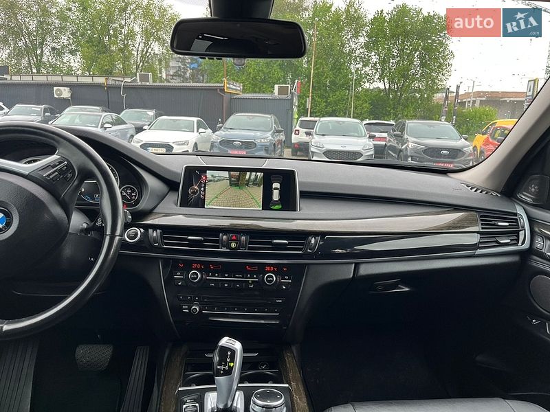 Внедорожник / Кроссовер BMW X5 2016 в Львове