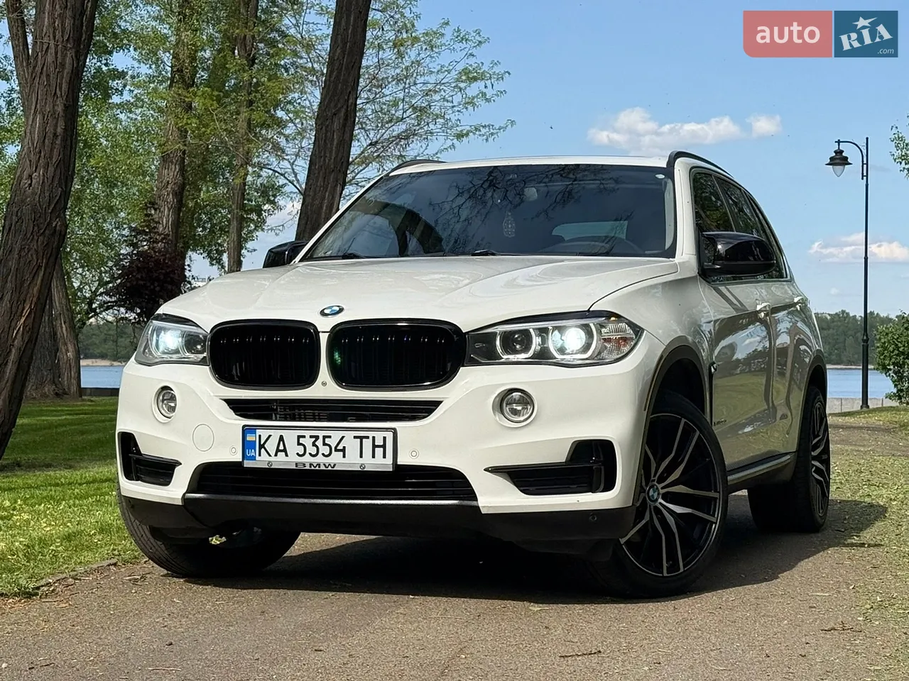 2015 BMW X5 - мініатюра 18