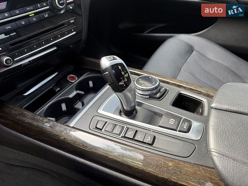 Внедорожник / Кроссовер BMW X5 2014 в Киеве