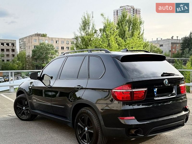 Внедорожник / Кроссовер BMW X5 2010 в Киеве