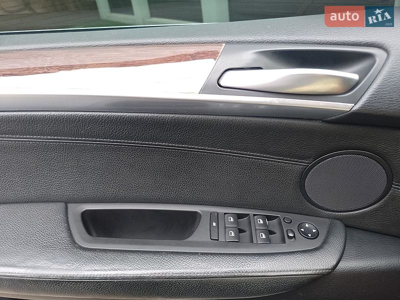 Внедорожник / Кроссовер BMW X5 2007 в Киеве
