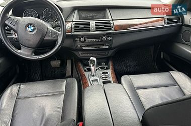 Позашляховик / Кросовер BMW X5 2010 в Львові