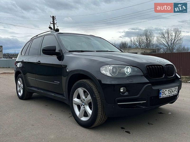 Позашляховик / Кросовер BMW X5 2010 в Львові