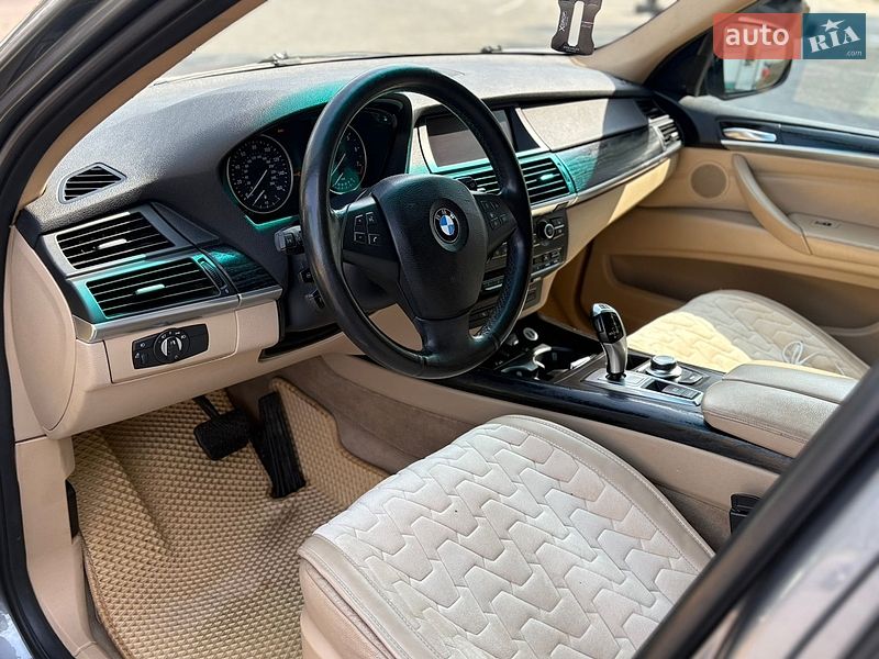 Внедорожник / Кроссовер BMW X5 2009 в Одессе