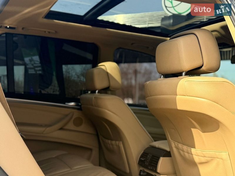 Внедорожник / Кроссовер BMW X5 2012 в Одессе